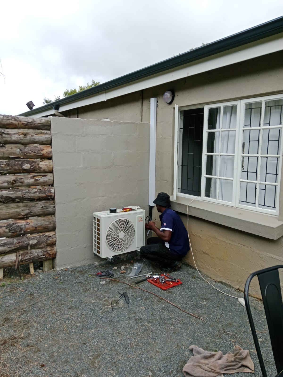 Aircon repairs and servicing